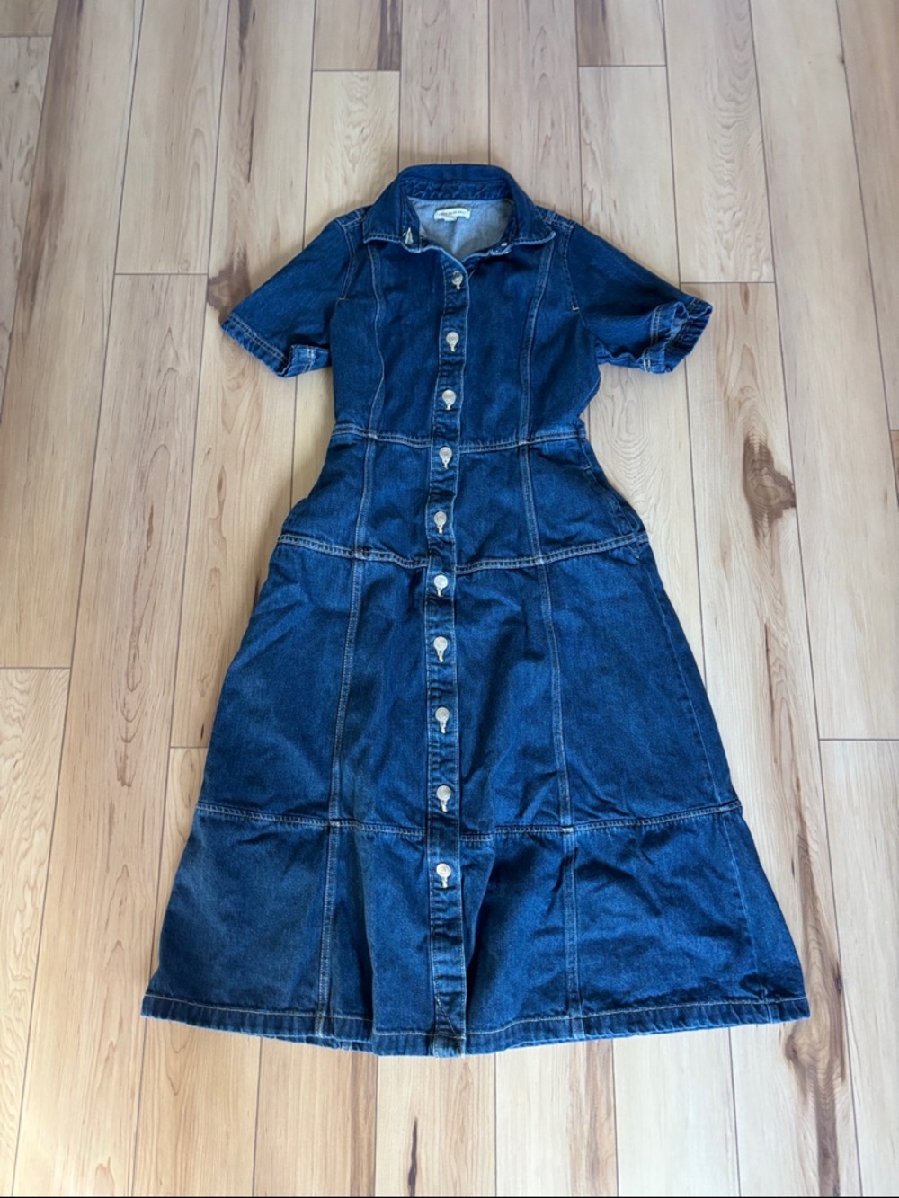 Classic Dark Blue Denim Midi Dress with Button Front